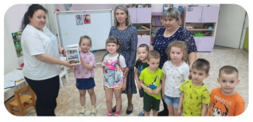Семейная фоторамка Семейная фоторамка.